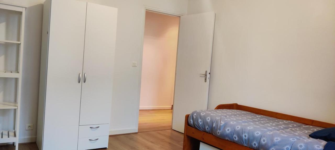 Appartamento MAISON à 10 MIN DE DISNEYLAND Bussy-Saint-Georges Esterno foto
